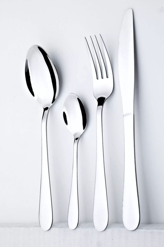 Couverts en acier inoxydable